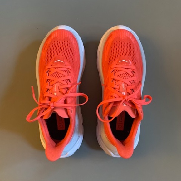 HOKA CLIFTON EDGE Women's Coral Running Shoes - Picture 3 of 7
